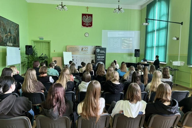 Inspirujące warsztaty międzykulturowe w I Liceum Ogólnokształcącym w Rawiczu