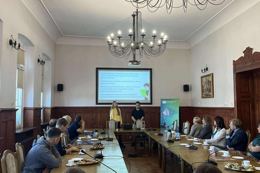 Dialog młodzieży z decydentami w Gostyniu – wspólna rozmowa o potrzebach i przyszłości